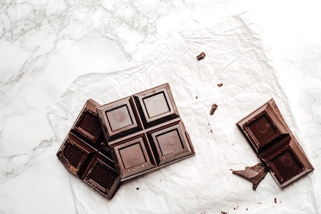 Chocolate and Health: Decoding the Benefits of Dark Chocolate