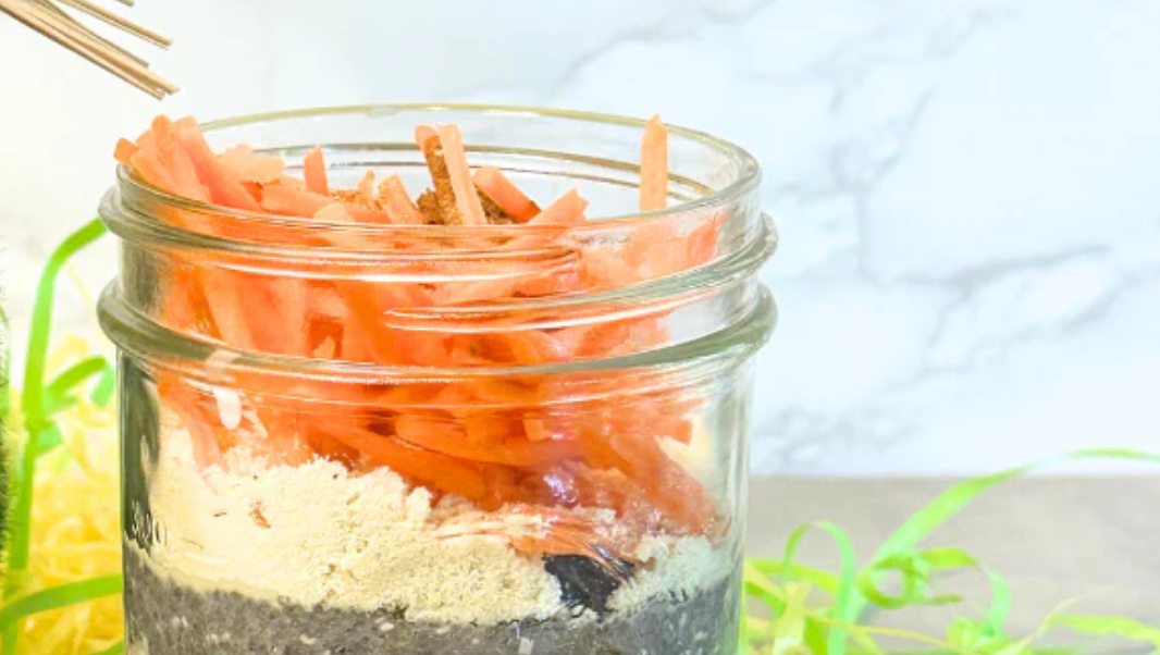 CARROT CAKE OVERNIGHT OATS